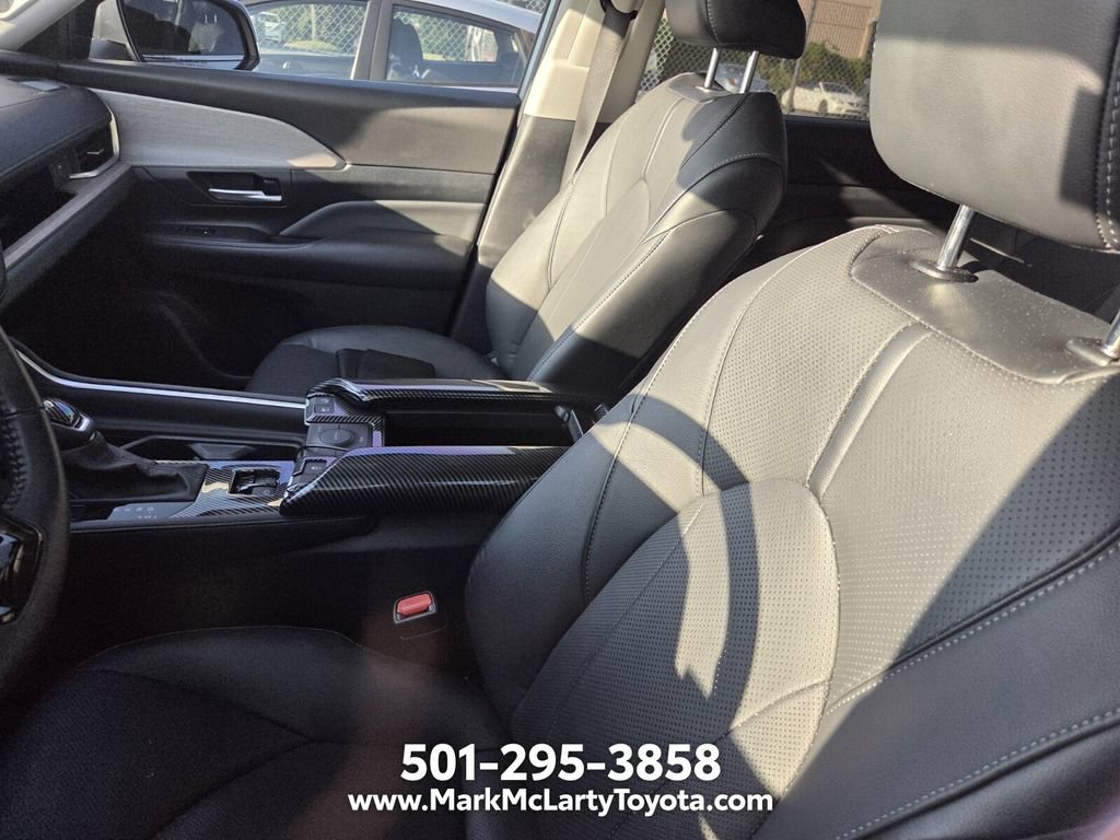 Certified 2024 Toyota Grand Highlander AWD Hybrid image 7