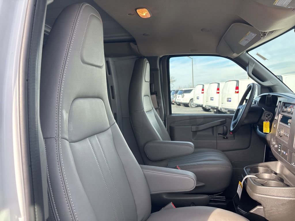 New 2025 Chevrolet Express 2500 w/ Driver Convenience Package RWD image 46