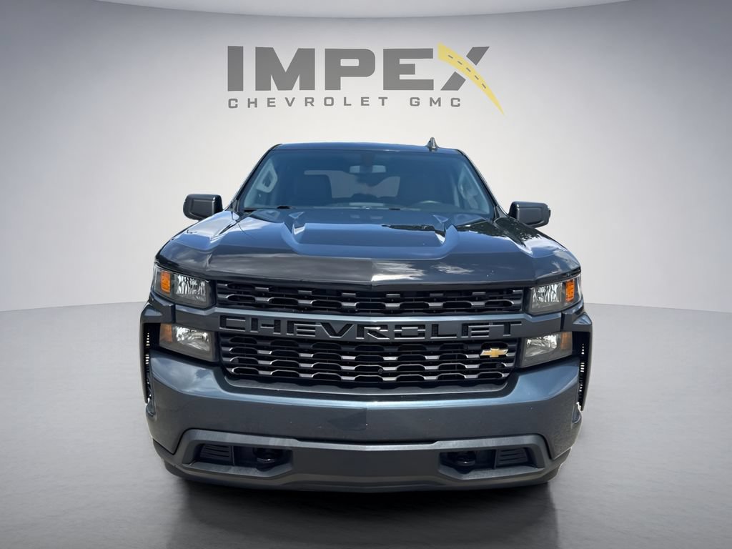 Used 2020 Chevrolet Silverado 1500 Custom w/ Custom Value Package AWD/4WD image 8