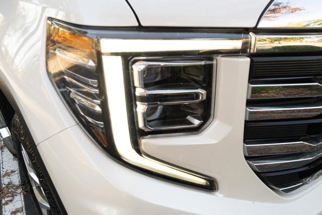 Used 2022 GMC Sierra 1500 SLT w/ SLT Convenience Package image 41