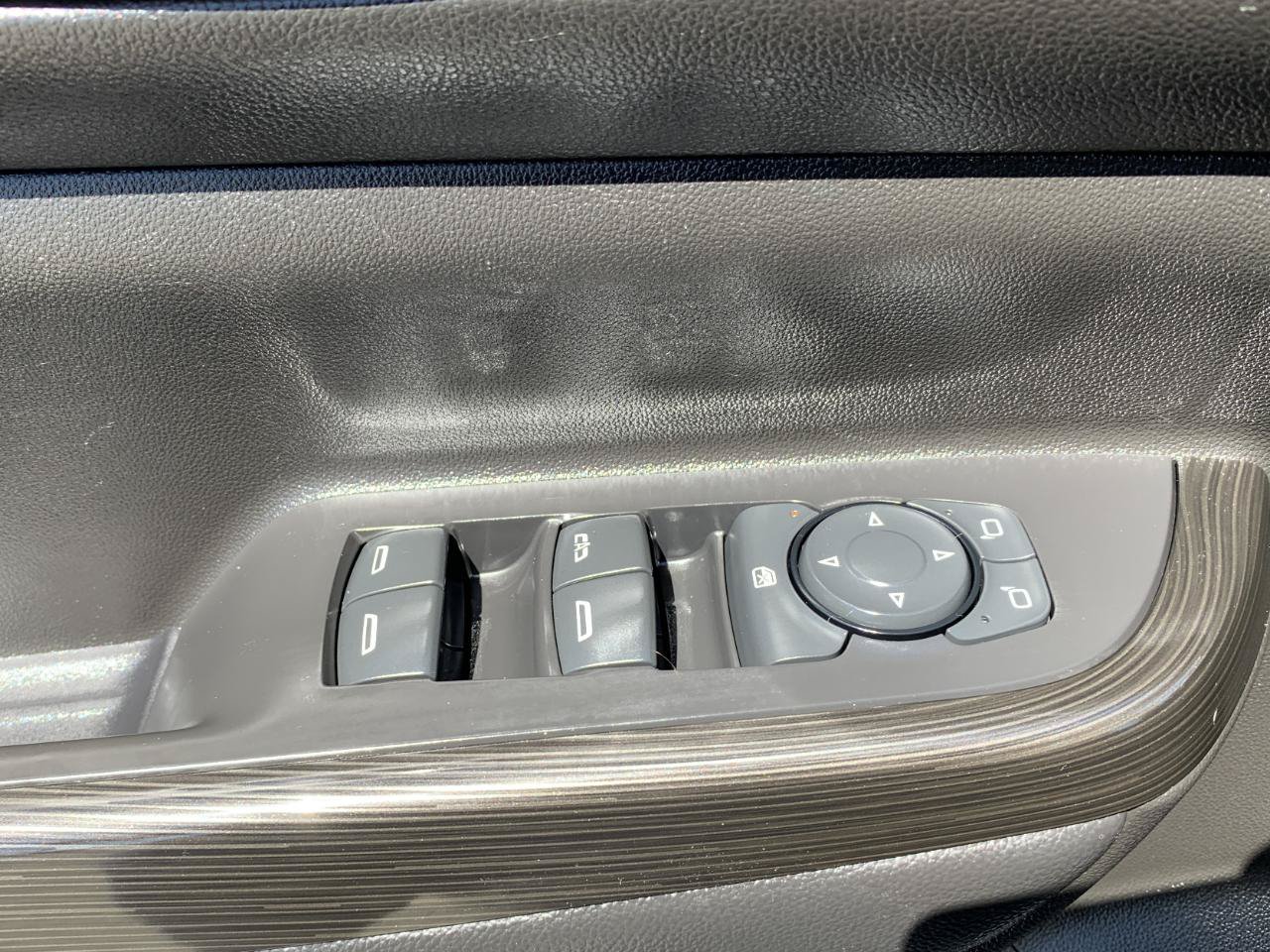 Used 2019 GMC Acadia SLT AWD/4WD image 10