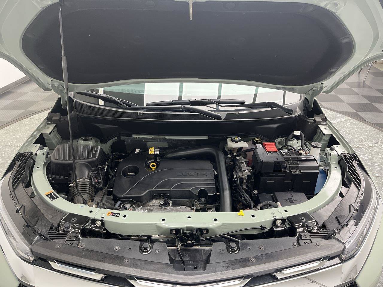 Certified 2026 Chevrolet Equinox LT AWD/4WD image 27