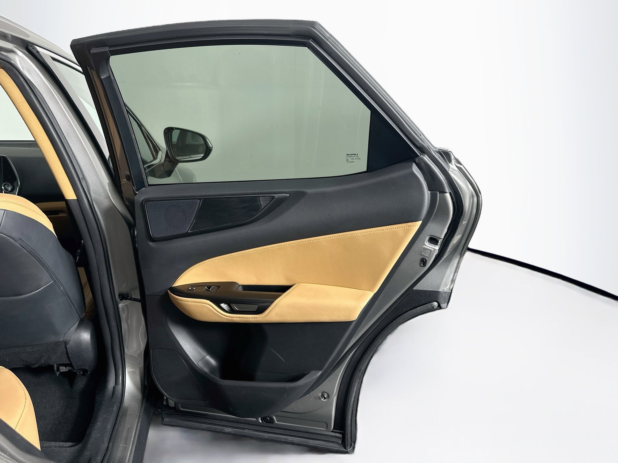 Used 2024 Lexus NX 250 FWD image 32