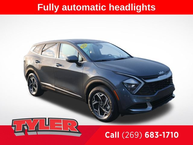 Used 2023 Kia Sportage LX AWD/4WD image 1