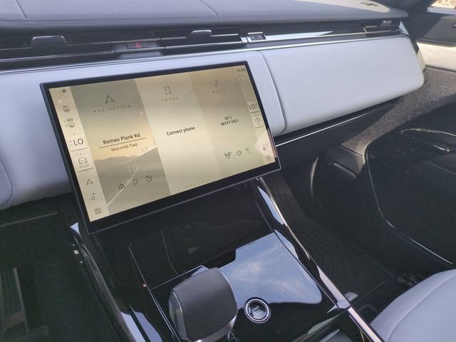 New 2026 Land Rover Range Rover Sport Dynamic SE AWD/4WD image 11