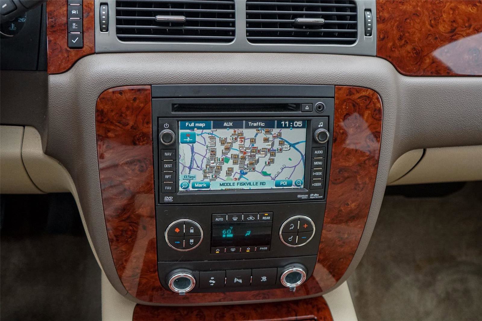Used 2011 Chevrolet Tahoe LTZ RWD image 13