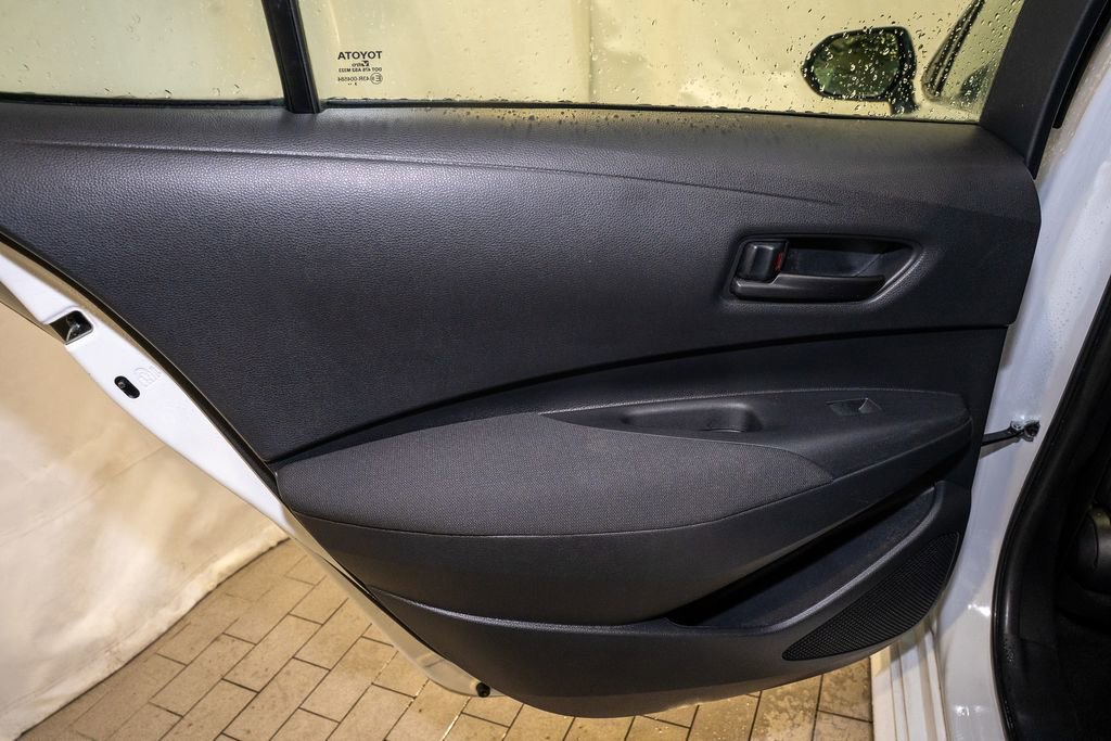 Used 2024 Toyota Corolla LE image 9