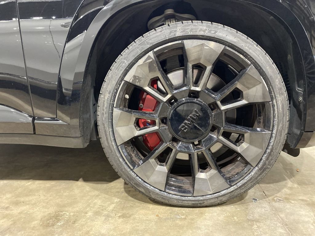 Used 2024 BMW XM image 20