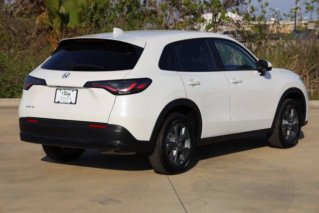 New 2026 Honda HR-V LX image 8