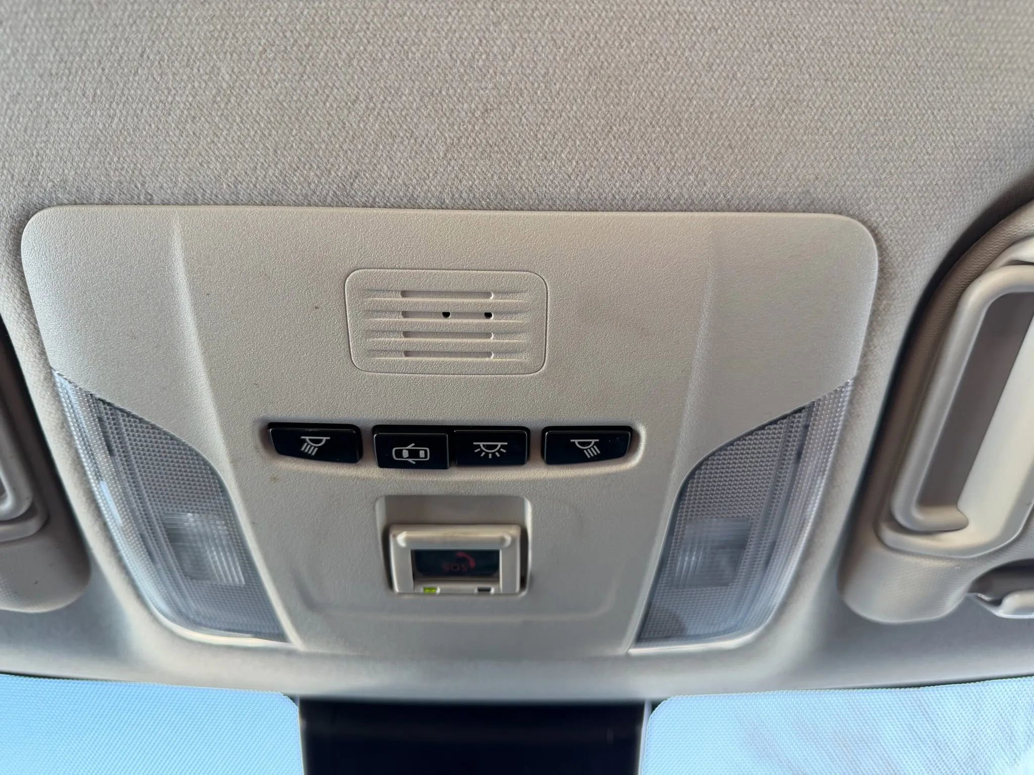 Used 2022 Toyota Corolla LE image 22