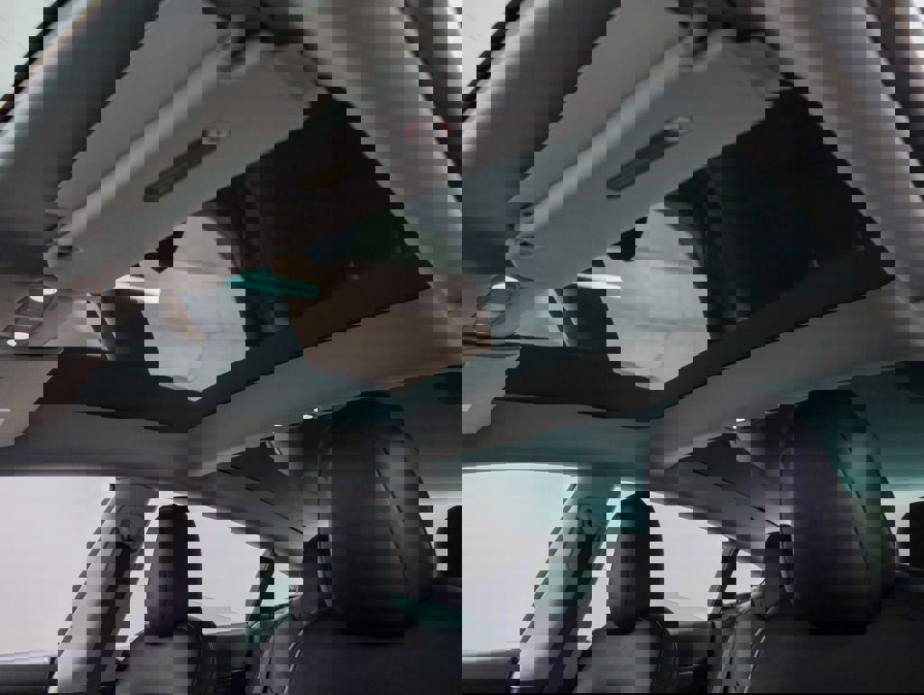 Used 2021 Tesla Model 3 Long Range image 13