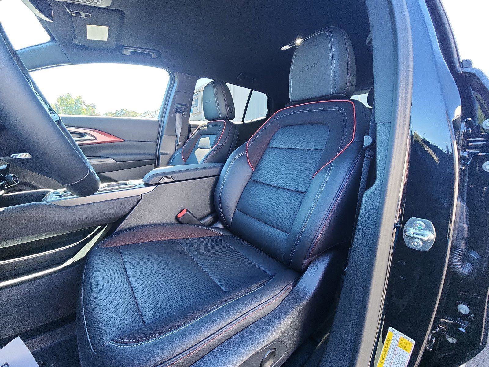 New 2025 Chevrolet Equinox EV RS AWD/4WD image 21