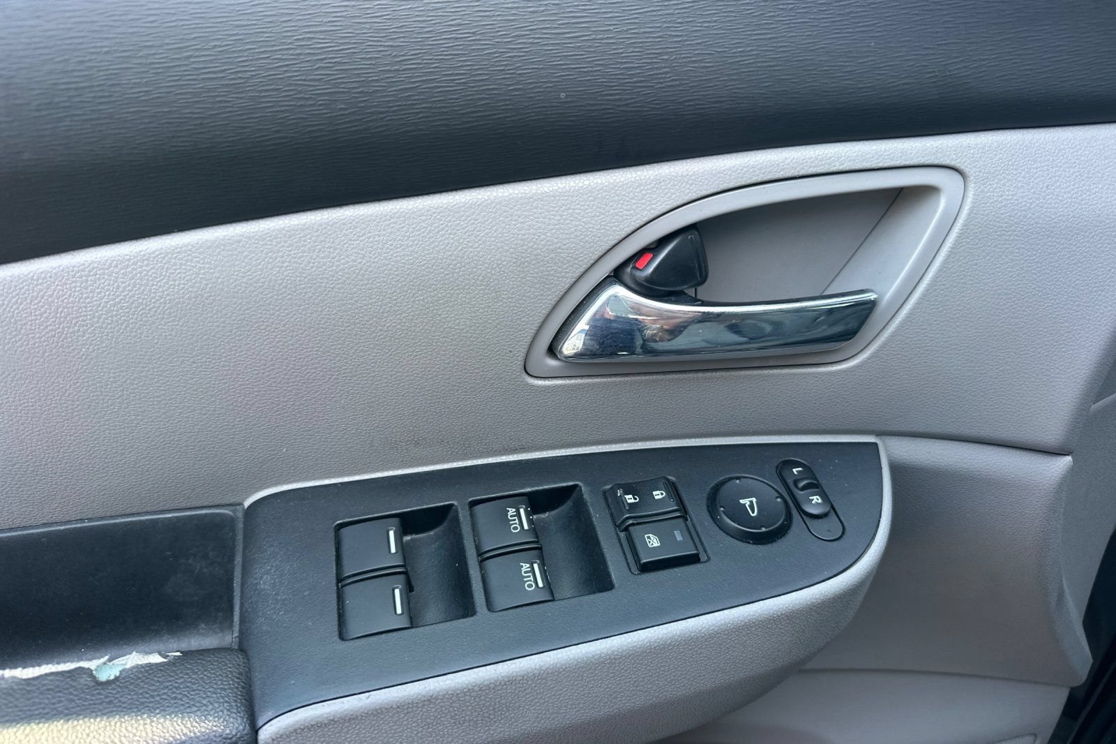 Used 2017 Honda Odyssey EX-L image 11