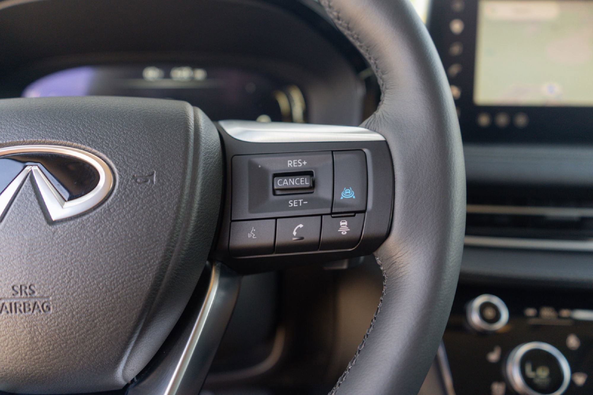 Certified 2026 INFINITI QX60 Luxe w/ Family Package image 10