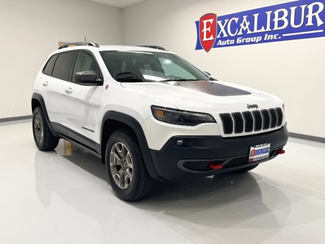 Used 2020 Jeep Cherokee Trailhawk w/ Cold Weather Group AWD/4WD image 5