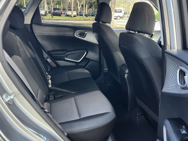 Used 2022 Kia Soul LX w/ Technology Package image 12