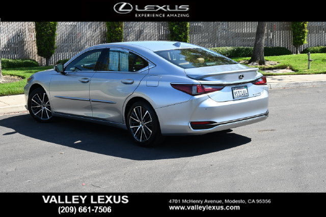 Certified 2025 Lexus ES 300h w/ Premium Package FWD image 4