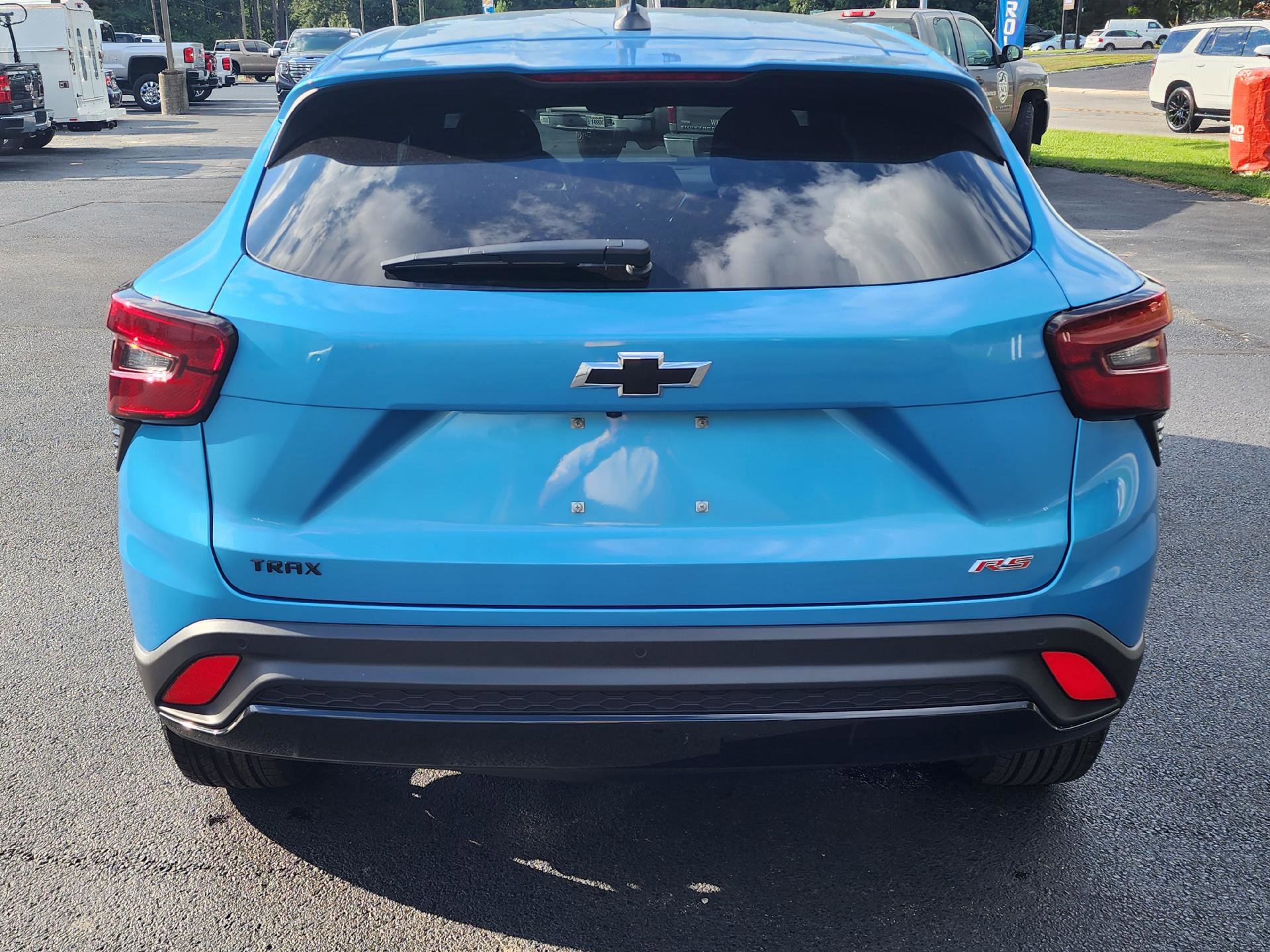 New 2025 Chevrolet Trax RS w/ Driver Confidence Package image 4