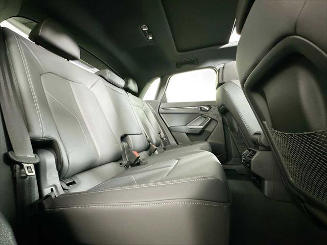Certified 2025 Audi Q3 2.0T Premium w/ Convenience Package AWD/4WD image 25