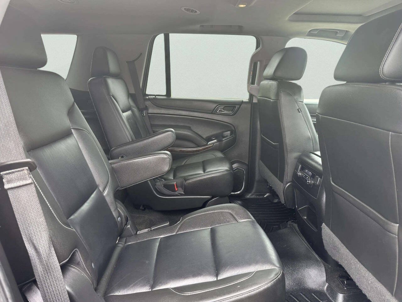 Used 2018 Chevrolet Tahoe LT AWD/4WD image 18
