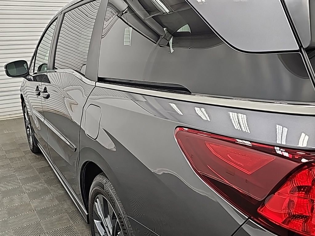 New 2026 Honda Odyssey Touring image 6