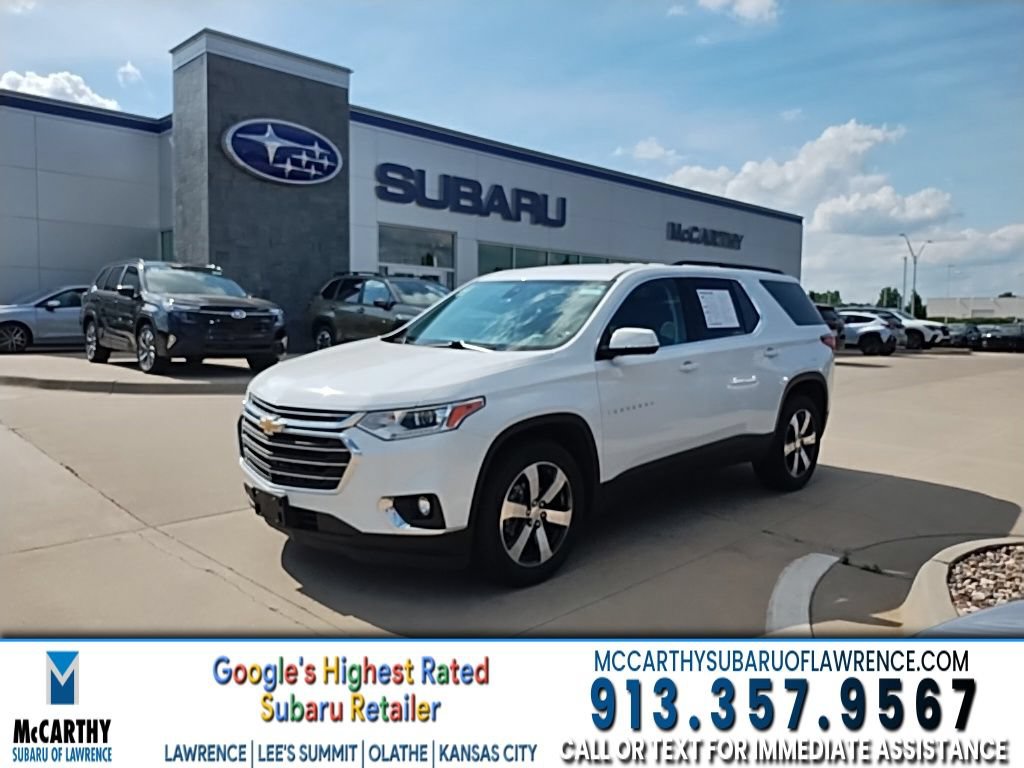 Used 2021 Chevrolet Traverse LT w/ LT Premium Package AWD/4WD image 1