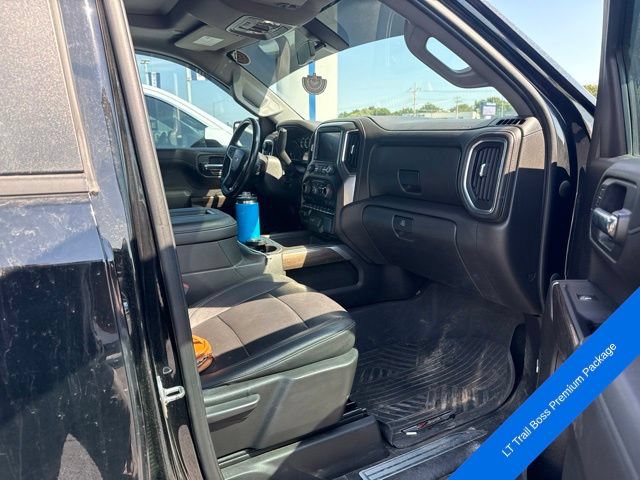 Used 2022 Chevrolet Silverado 1500 LT Trail Boss w/ LT Trail Boss Premium Package AWD/4WD image 7