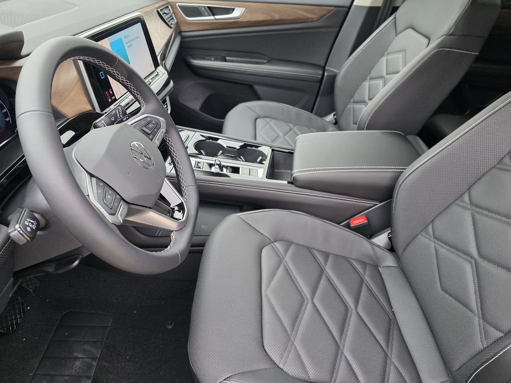 New 2026 Volkswagen Atlas SE image 9