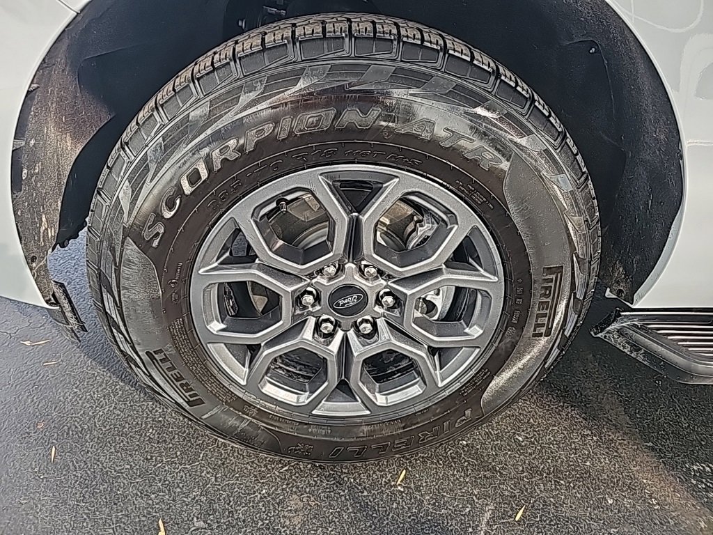 Used 2025 Ford Expedition Max Active image 8