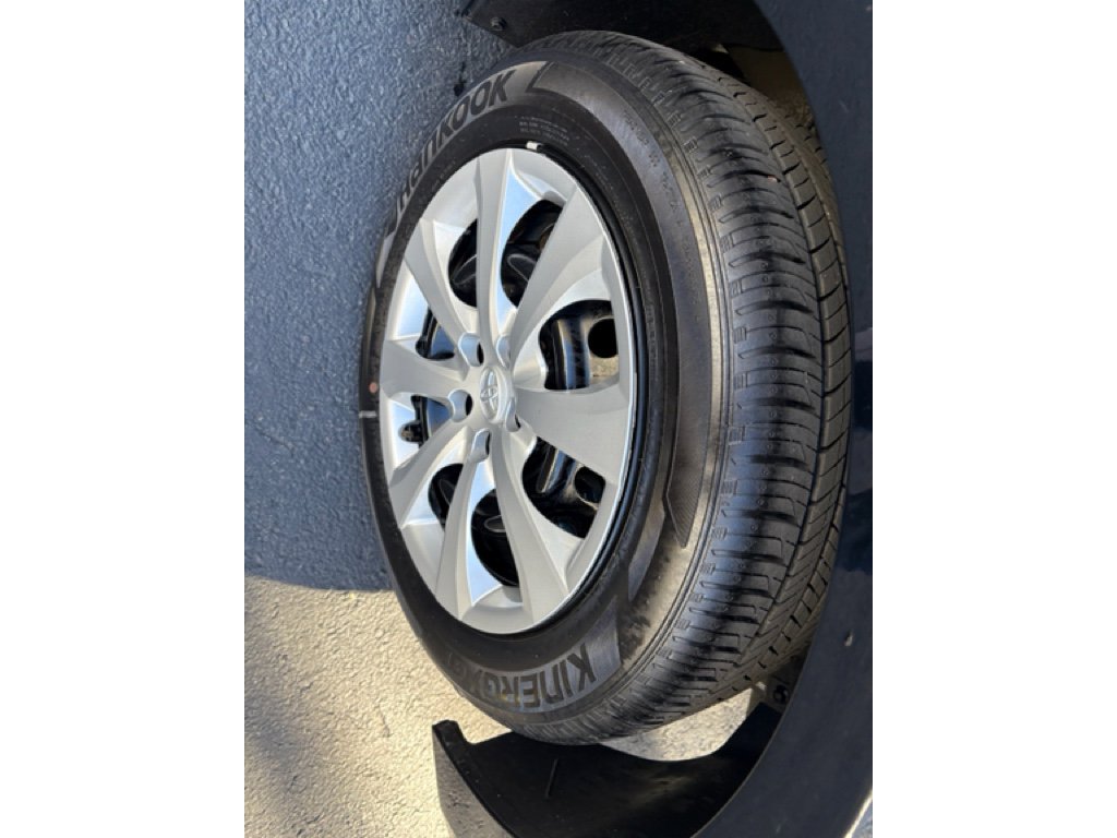 Used 2024 Toyota Corolla LE image 24