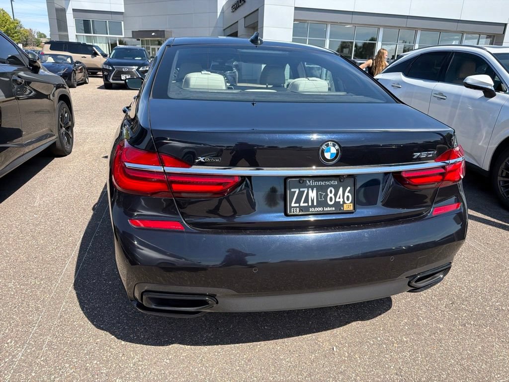 Used 2016 BMW 750i xDrive AWD/4WD image 23