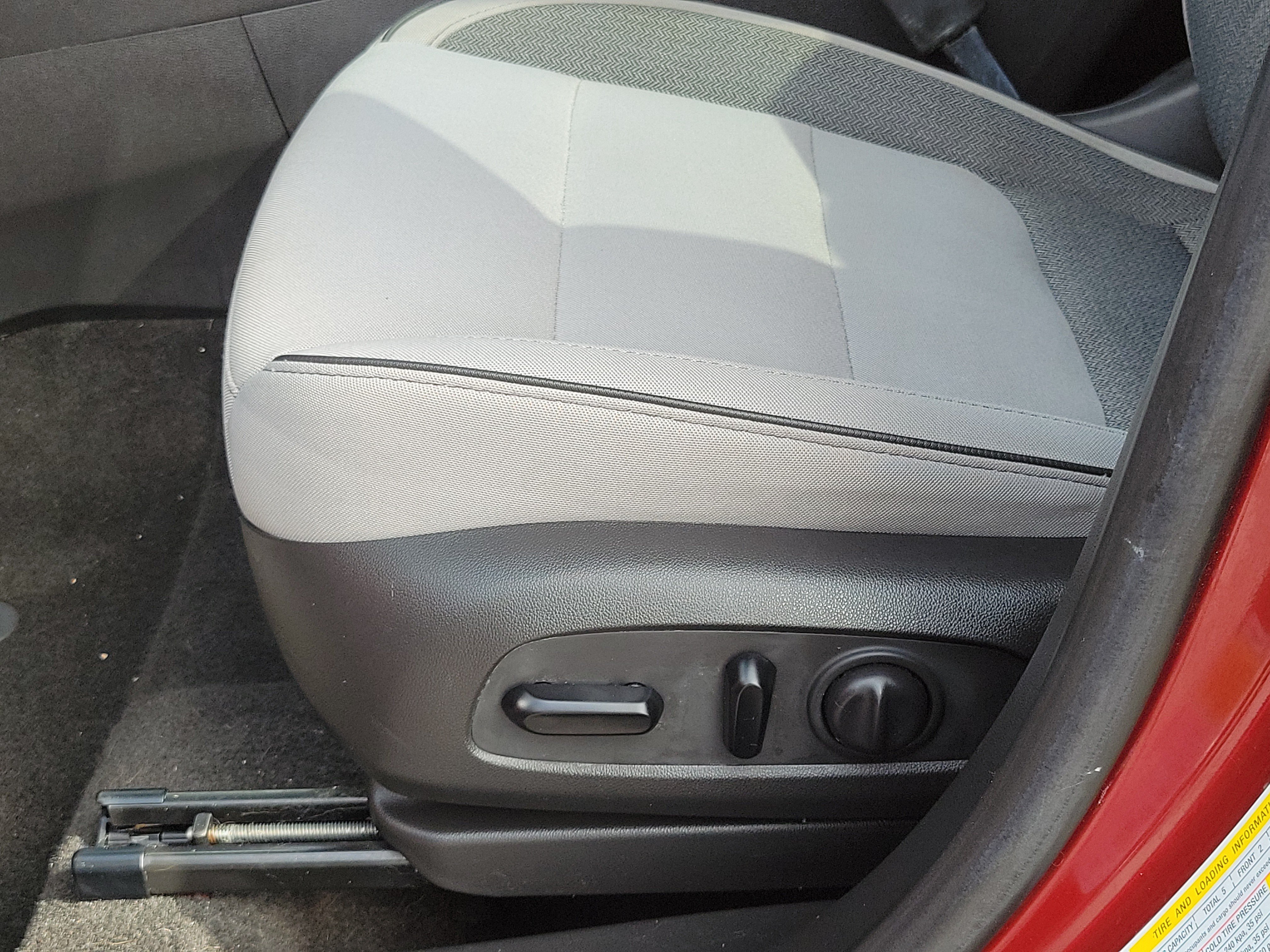 Used 2022 Chevrolet TrailBlazer LT FWD image 17