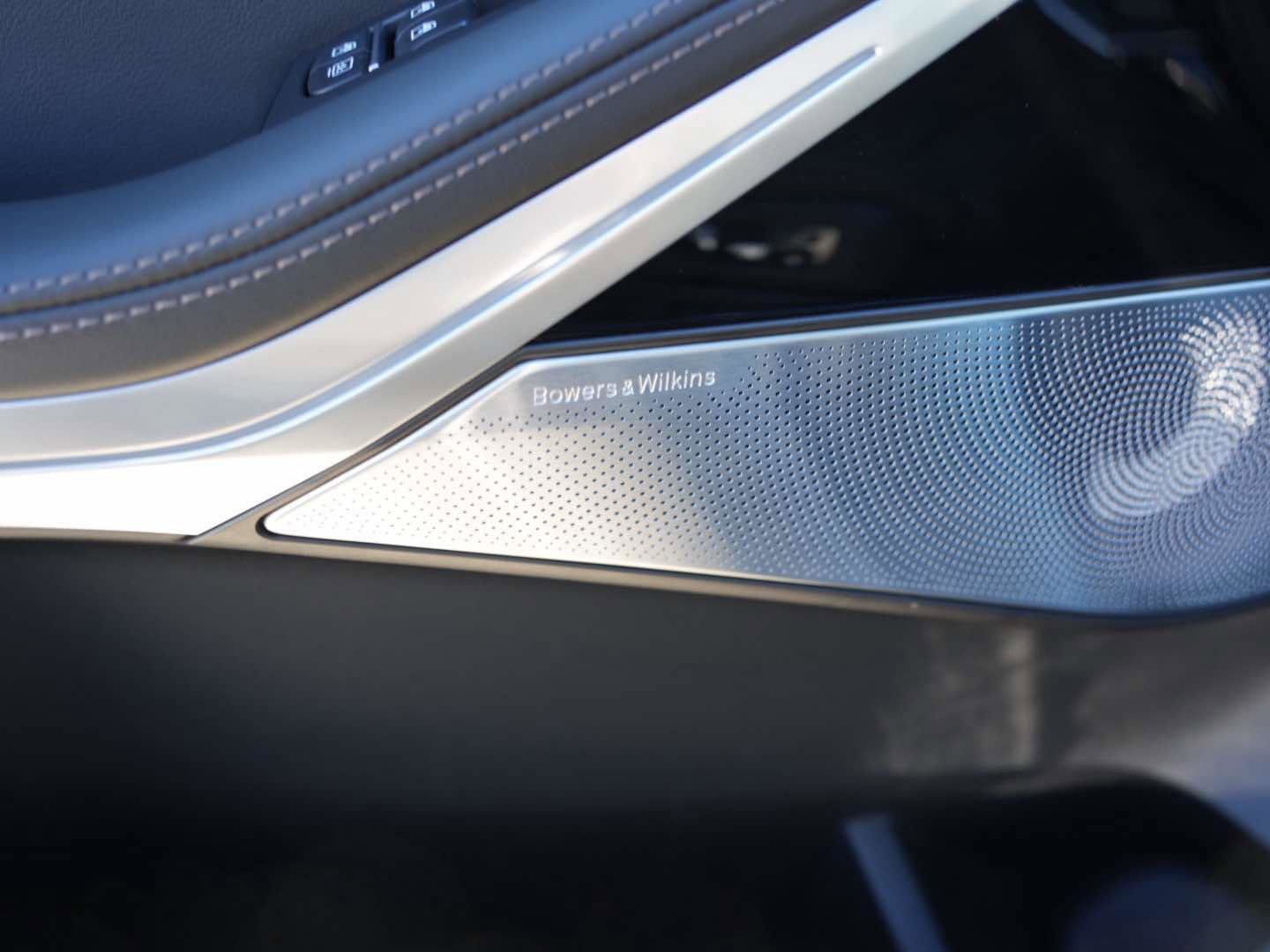 New 2026 BMW ALPINA XB7 image 15