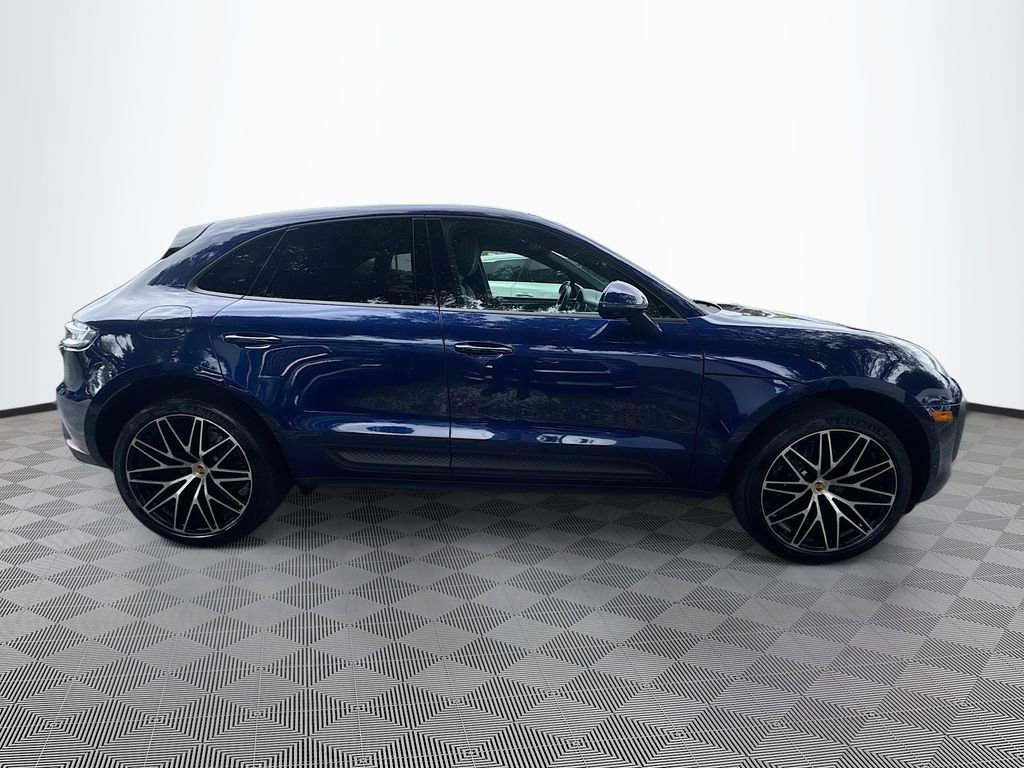 Used 2023 Porsche Macan image 5