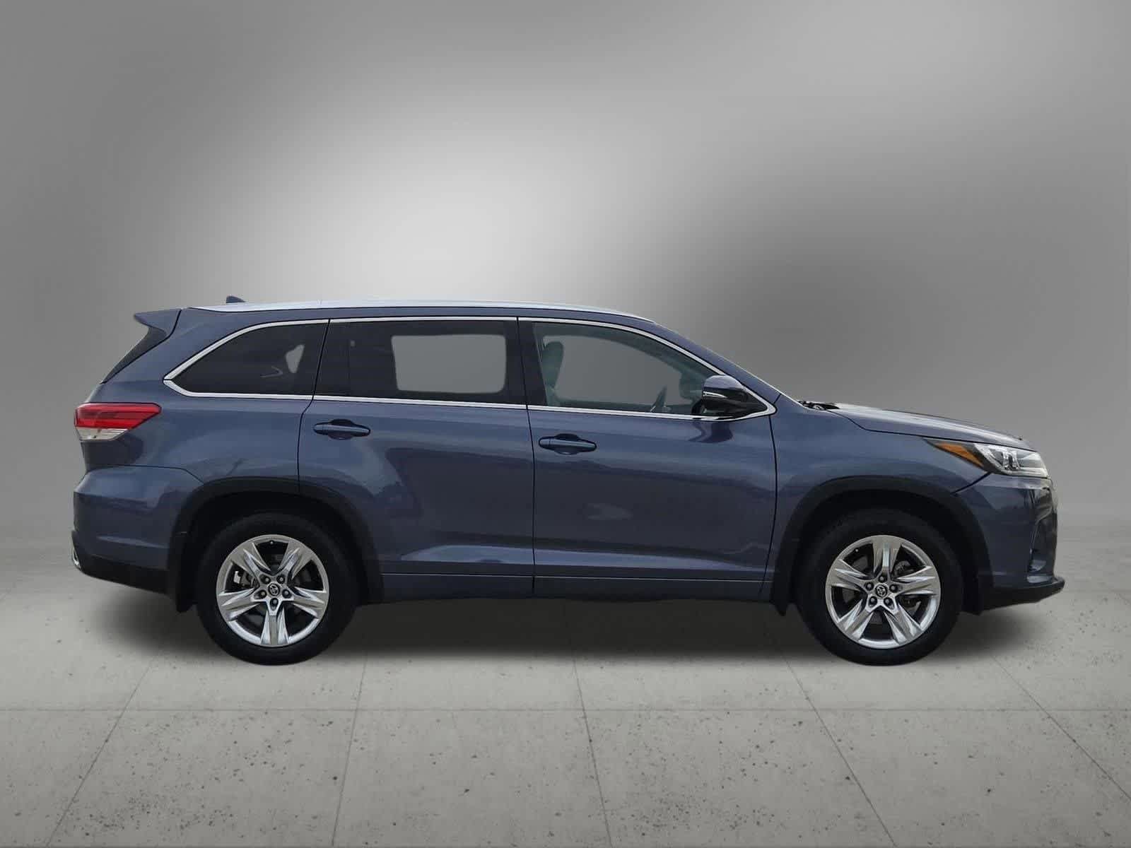 Used 2019 Toyota Highlander Limited AWD/4WD image 7