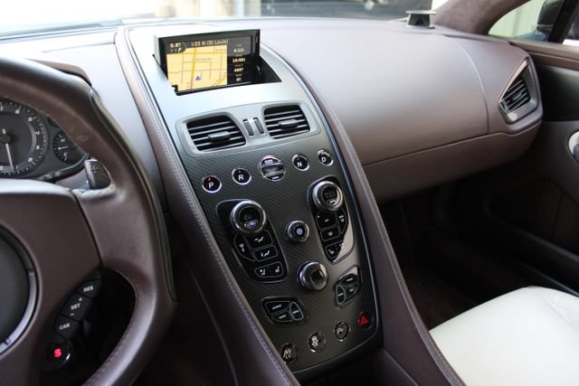 Used 2014 Aston Martin Vanquish Coupe RWD image 13