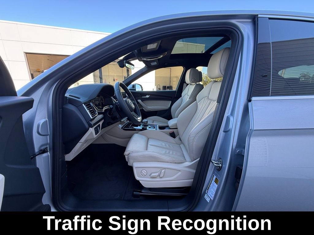 Used 2025 Audi Q5 2.0T Premium Plus w/ Premium Plus Package AWD/4WD image 16