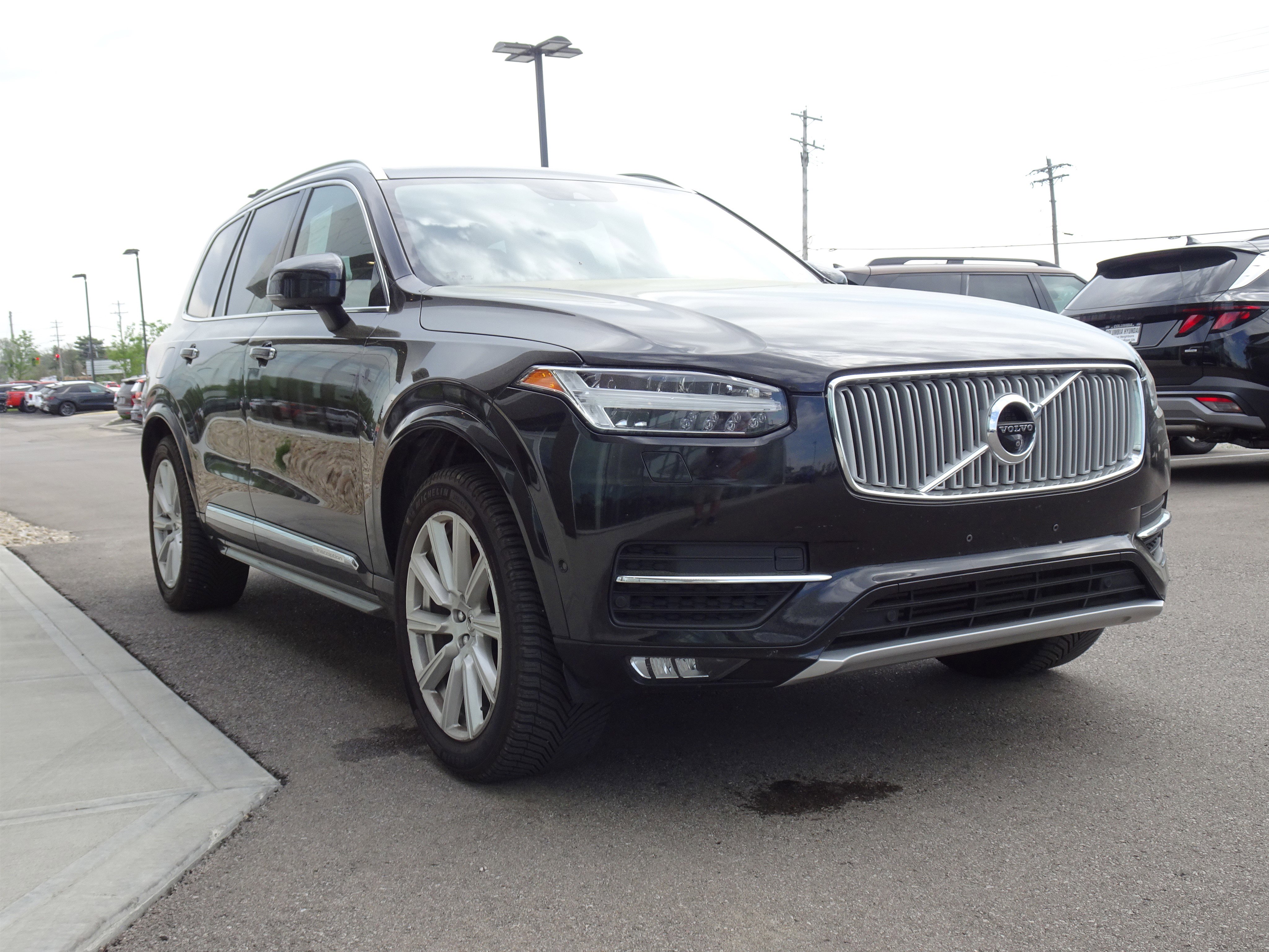 Used 2016 Volvo XC90 T6 Inscription w/ Vision Package image 5