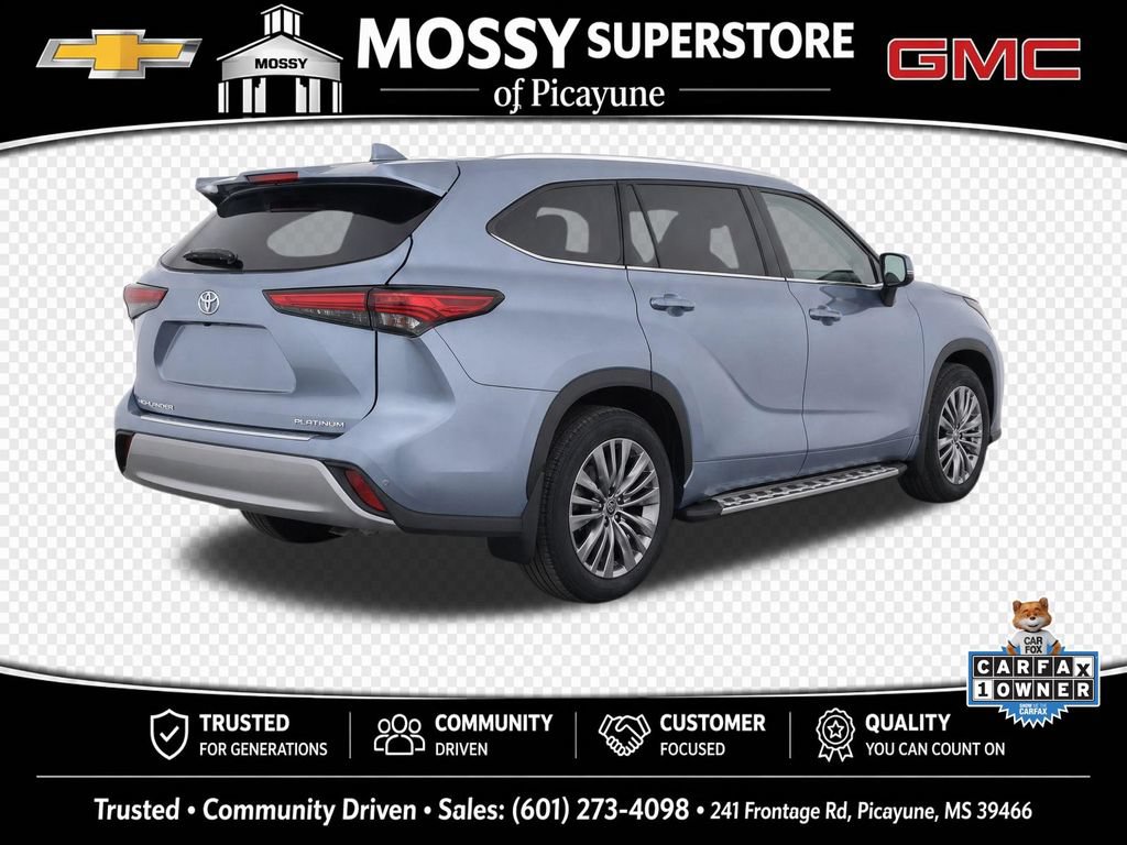 Used 2022 Toyota Highlander Platinum FWD image 4