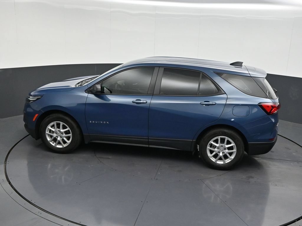 Used 2024 Chevrolet Equinox LS FWD image 16