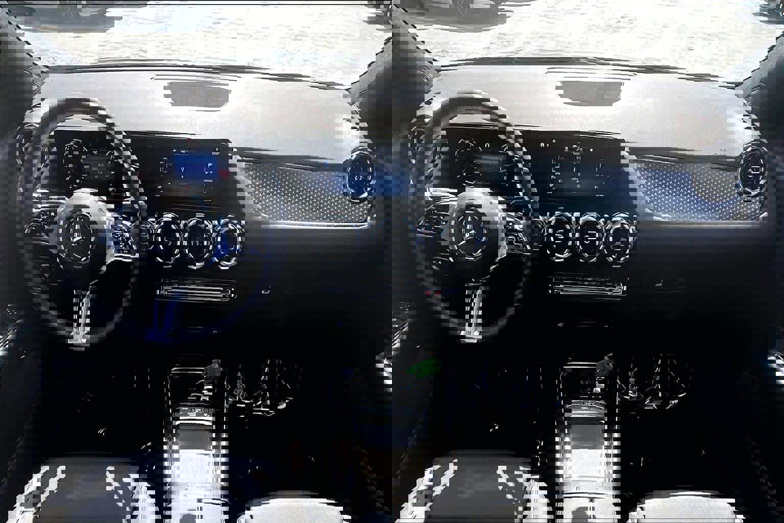 Used 2026 Mercedes-Benz GLA 250 4MATIC image 15