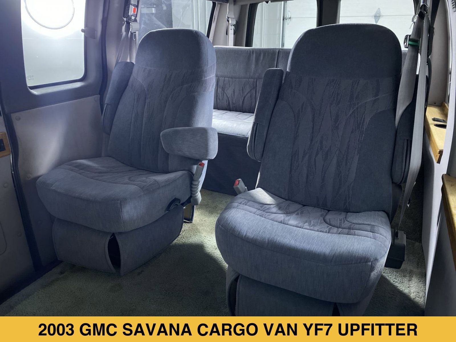 Used 2003 GMC Savana 1500 w/ Preferred Equipment Group 3 RWD image 10