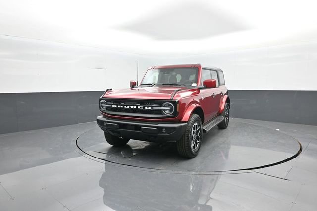 New 2026 Ford Bronco Outer Banks image 3