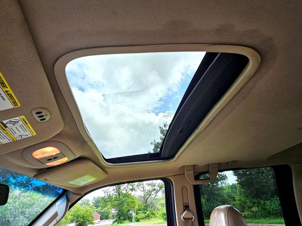 Used 2010 Ford F250 Lariat AWD/4WD image 38