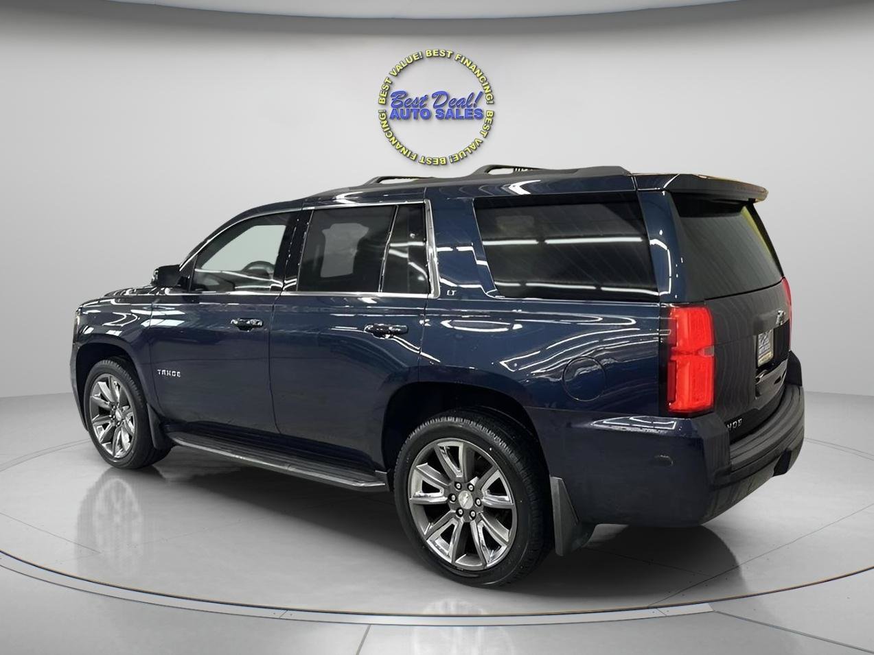 Used 2019 Chevrolet Tahoe LT AWD/4WD image 2