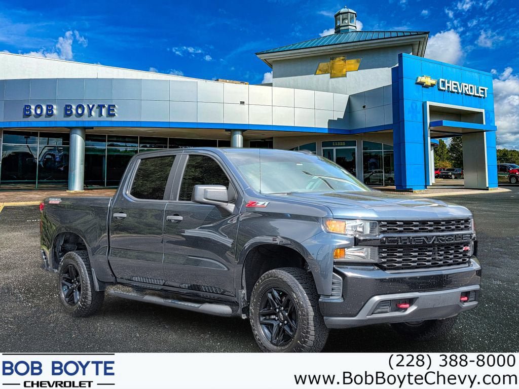 Used 2021 Chevrolet Silverado 1500 Custom Trail Boss w/ LPO, Dark Essentials Package AWD/4WD video 1