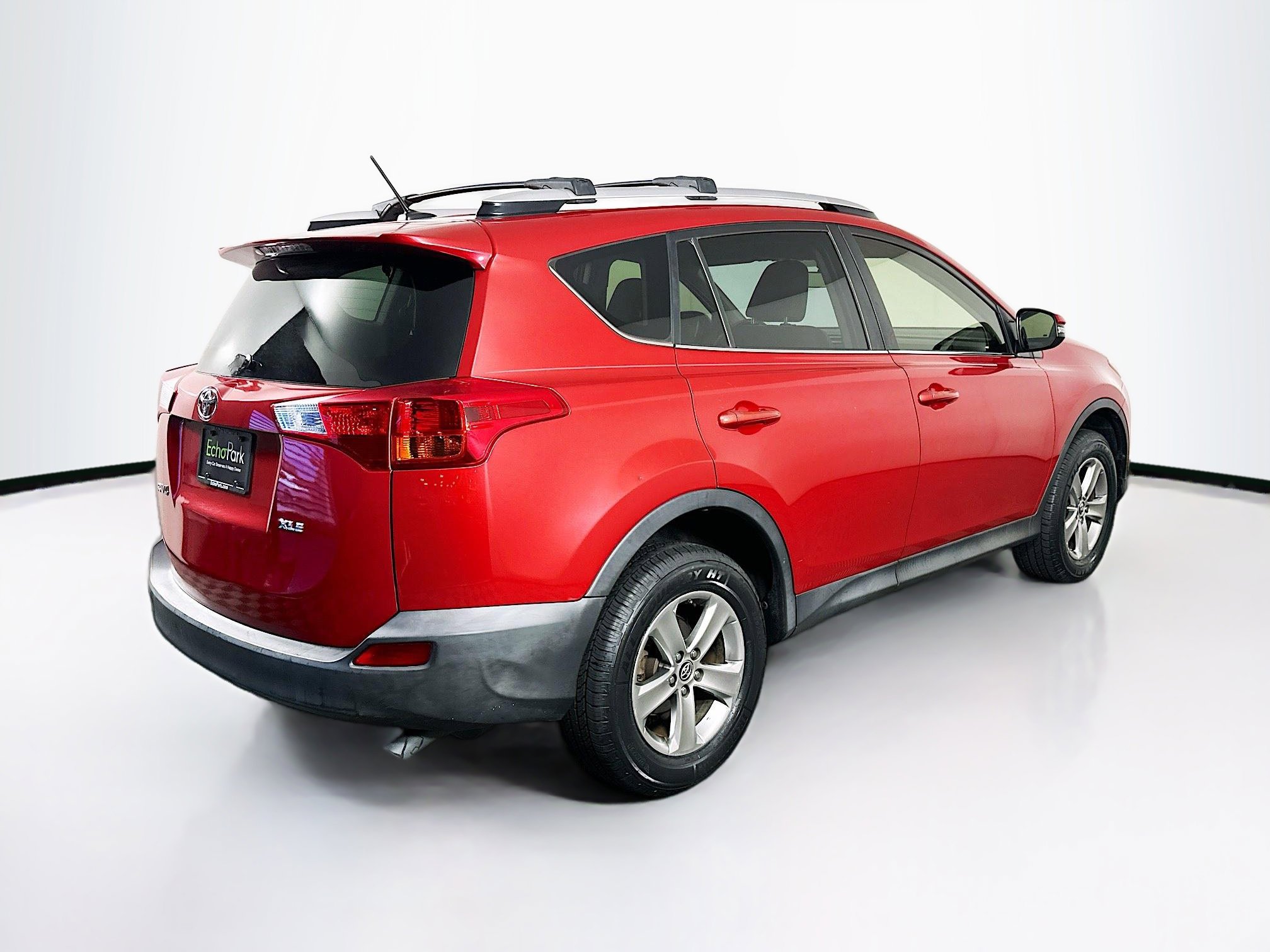 Used 2015 Toyota RAV4 XLE FWD image 9