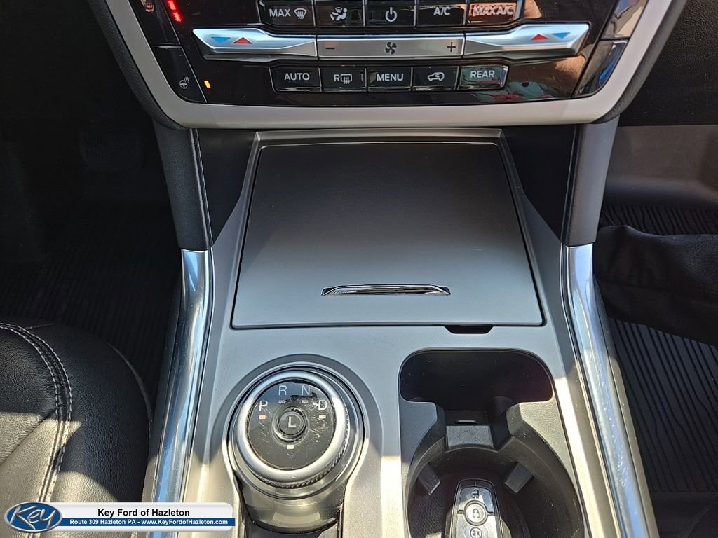 Certified 2023 Ford Explorer XLT w/ Equipment Group 202A image 34