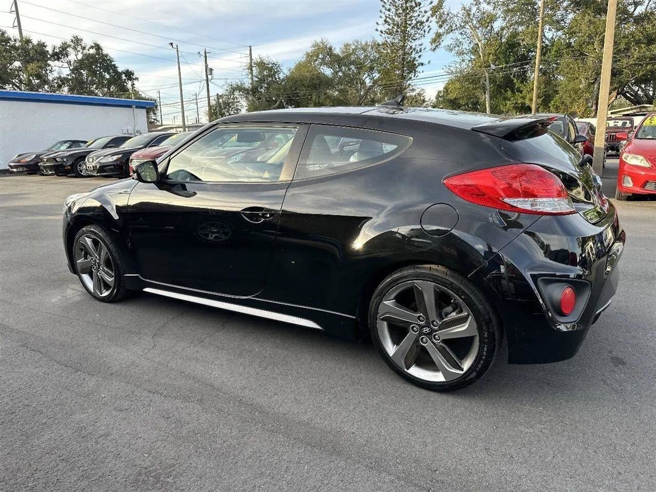 Used 2014 Hyundai Veloster Turbo image 7