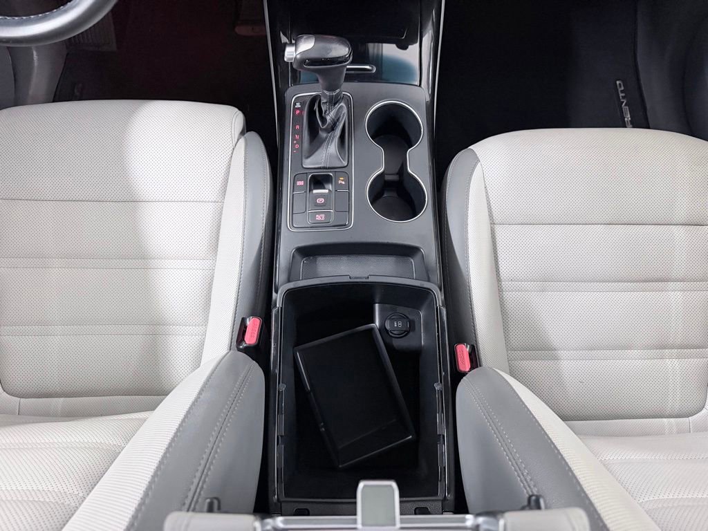 Used 2019 Kia Sorento SX FWD image 27